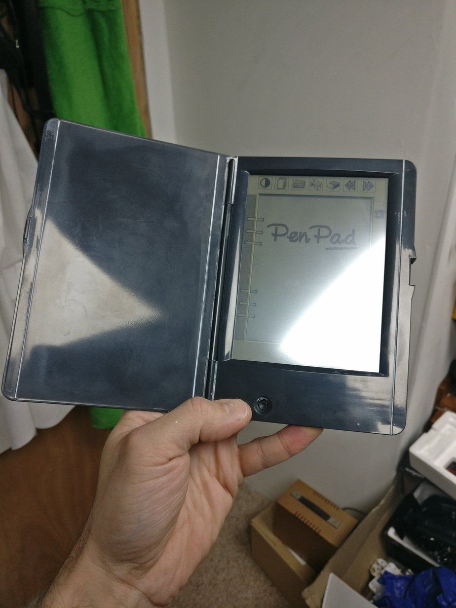 intérieur du PDA600 Amstrad nettoyé par The BackOffice